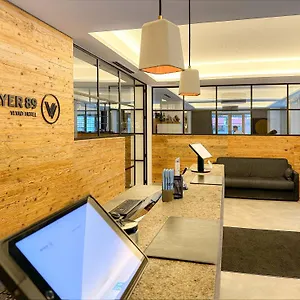Otel Vi Vadi Bayer 89, Münih